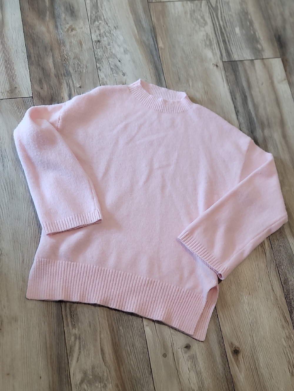 Beautiful Sweater Set - Picture 3 of 3